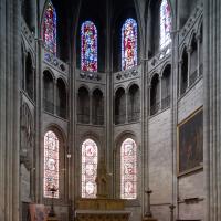 Cathédrale Saint-Vincent de Chalon-sur-Saône - Interior, chevet looking east