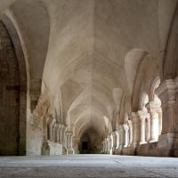 Abbaye de Fontenay - Interior, cloister
