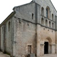 Abbaye de Fontenay - Exterior, western frontispiece and north nave elevation