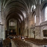 Cathédrale Saint-André de Bordeaux - Interior, nave looking southeast