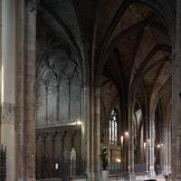 Cathédrale Saint-André de Bordeaux - Interior, ambulatory looking southwest 