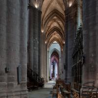 Cathédrale Notre-Dame de Rodez - Interior, nave, south aisle looking east