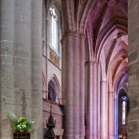 Cathédrale Notre-Dame de Rodez - Interior, chevet. south aisle looking northeast