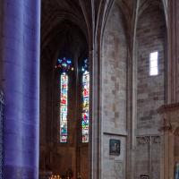 Cathédrale Notre-Dame de Rodez - Interior, chevet, south ambualtory looking east, radiating chapels