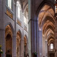 Cathédrale Notre-Dame de Rodez - Interior, north transept looking southwest into north nave aisle and nave