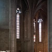 Cathédrale Notre-Dame de Rodez - Interior, chevet, northeast ambulatory looking southeast, radiating chapels