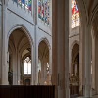 Église Saint-Gervais-Saint-Protais de Paris - Interior, south chevet aisle looking northeast