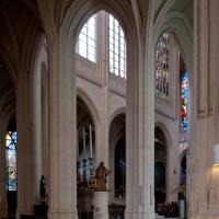 Église Saint-Gervais-Saint-Protais de Paris - Interior, north chevet ambulatory looking southwest