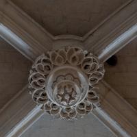 Église Saint-Gervais-Saint-Protais de Paris - Interior, nave, south aisle vault, keystone