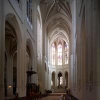 Église Saint-Gervais-Saint-Protais de Paris - Interior, nave looking northeast