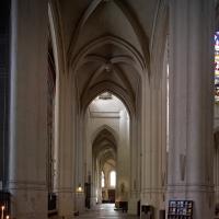 Église Saint-Gervais-Saint-Protais de Paris - Interior, nave, north aisle looking east