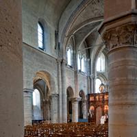 Église Saint-Julien-le-Pauvre de Paris - Interior, south nave aisle looking northeast