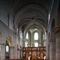 Église Saint-Julien-le-Pauvre de Paris - Interior, nave looking northeast