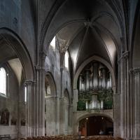Église Sainte-Croix de Bordeaux - Interior, crossing looking southwest
