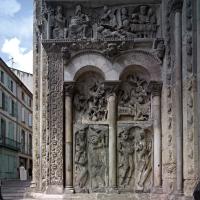 Abbaye Saint-Pierre de Moissac - Exterior, south nave lateral portal, west sculptural detail