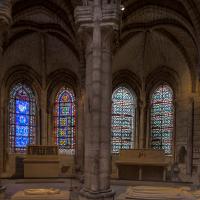  Basilique Saint-Denis - Interior: ambulatory and radiating chapels