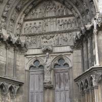 Bourges, Cathédrale Saint-Étienne - Exterior, western frontispiece, south outer portal

Saint Ursinus
