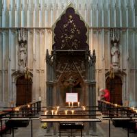 Saint Albans Cathedral - Interior, St. Albans Shrine looking west