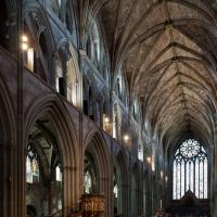 Worcester Cathedral - Interior, crossing looking southwest 