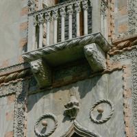 Ca' d'Oro - detail: window, canal facade