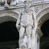 Neptune - detail: courtyard, Scala dei Giganti