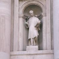 San Giorgio Maggiore - detail: sculpture in niche, main facade