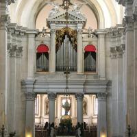 San Giorgio Maggiore - view of altar and organ