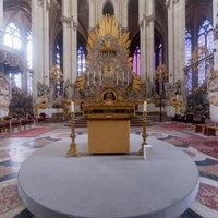 Cathédrale Notre-Dame d'Amiens - Interior: Choir and Altar