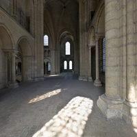 Cathédrale Notre-Dame de Laon - Interior: north transept gallery chapel
