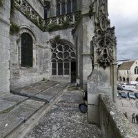 Cathédrale Notre-Dame de Senlis - Exterior: south nave, gallery level