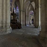 Cathédrale Saint-Pierre-Saint-Paul de Troyes - Interior: south nave aisle