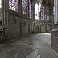 Cathédrale Saint-Étienne d'Auxerre - Interior: chevet, ambulatory, axial chapel