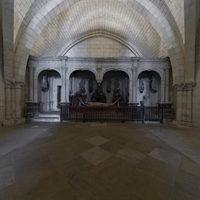 Cathédrale Saint-Étienne de Bourges - Interior: crypt hemicycle