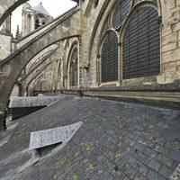 Cathédrale Saint-Étienne de Bourges - Interior: outer triforium level, S8