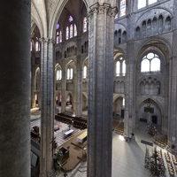 Cathédrale Saint-Étienne de Bourges - Interior: north nave, triforium level, passage