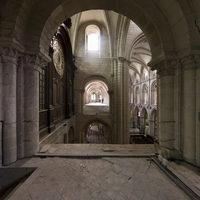 Église Saint-Étienne de Caen - Interior: nave, gallery level