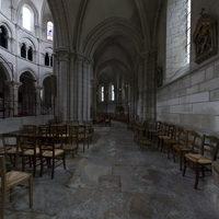 Église Saint-Martin de Chablis - Interior: south chevet aisle, ambulatory