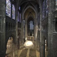 Cathédrale Notre-Dame de Chartres - Interior: north transept, triforium level, tribune