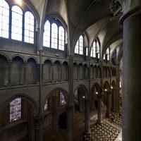 Église Notre-Dame de Dijon - Interior: south nave triforium