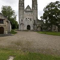 Abbaye de Jumièges - Exterior: western frontispiece