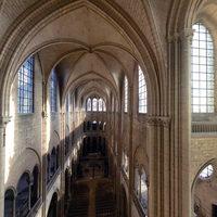 Collégiale Notre-Dame de Mantes-la-Jolie - Interior: western frontispiece, clerestory level