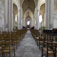 Cathédrale Saint-Pierre de Poitiers - Interior: nave