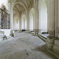 Église Notre-Dame de Pontigny - Interior: chevet, ambulatory, axial chapel