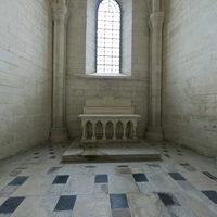 Église Notre-Dame de Pontigny - Interior: chevet, radiating chapel