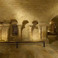 Basilique de Saint-Denis - Interior: crypt, north aisle