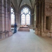 Basilique de Saint-Denis - Interior: north chevet inner aisle
