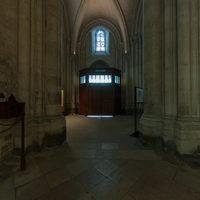 Basilique de Saint-Denis - Interior: narthex, southeast corner bay