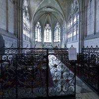 Église de la Trinité de Vendôme - Interior: chevet, ambulatory, axial chapel