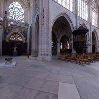 Église Saint-Germain-l’Auxerrois de Paris - Interior: crossing