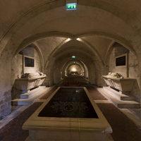 Collégiale Notre-Dame-Saint-Laurent d'Eu - Interior: crypt